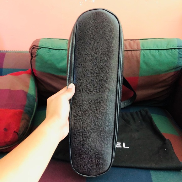 Authentic Chanel Caviar Pud Large CC Shoulder Bag - Picture 8 of 8